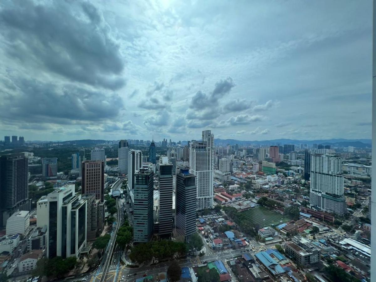 The Platinum Klcc By Cozy White Apartamento Kuala Lumpur Exterior foto
