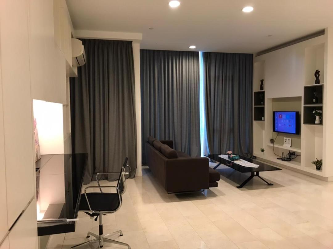 The Platinum Klcc By Cozy White Apartamento Kuala Lumpur Exterior foto